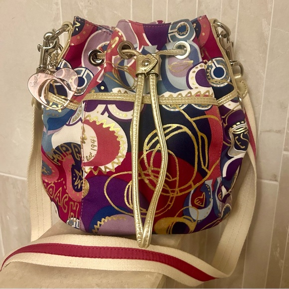 Coach Vintage Poppy Graffiti Shoulder Bag - Picture 9 of 12